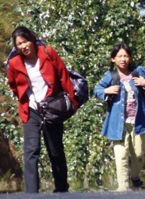 与三个女同学的夜晚